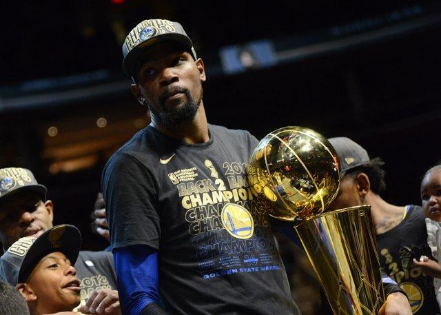 在这次比赛 在这次比赛